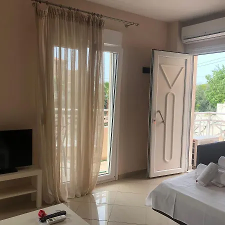 Daire Gorgona Di Thassos Limenaria (Thasos)